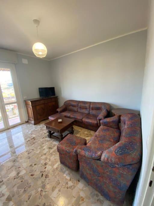 Ferienwohnung Bella Vista Canelli Exterior foto