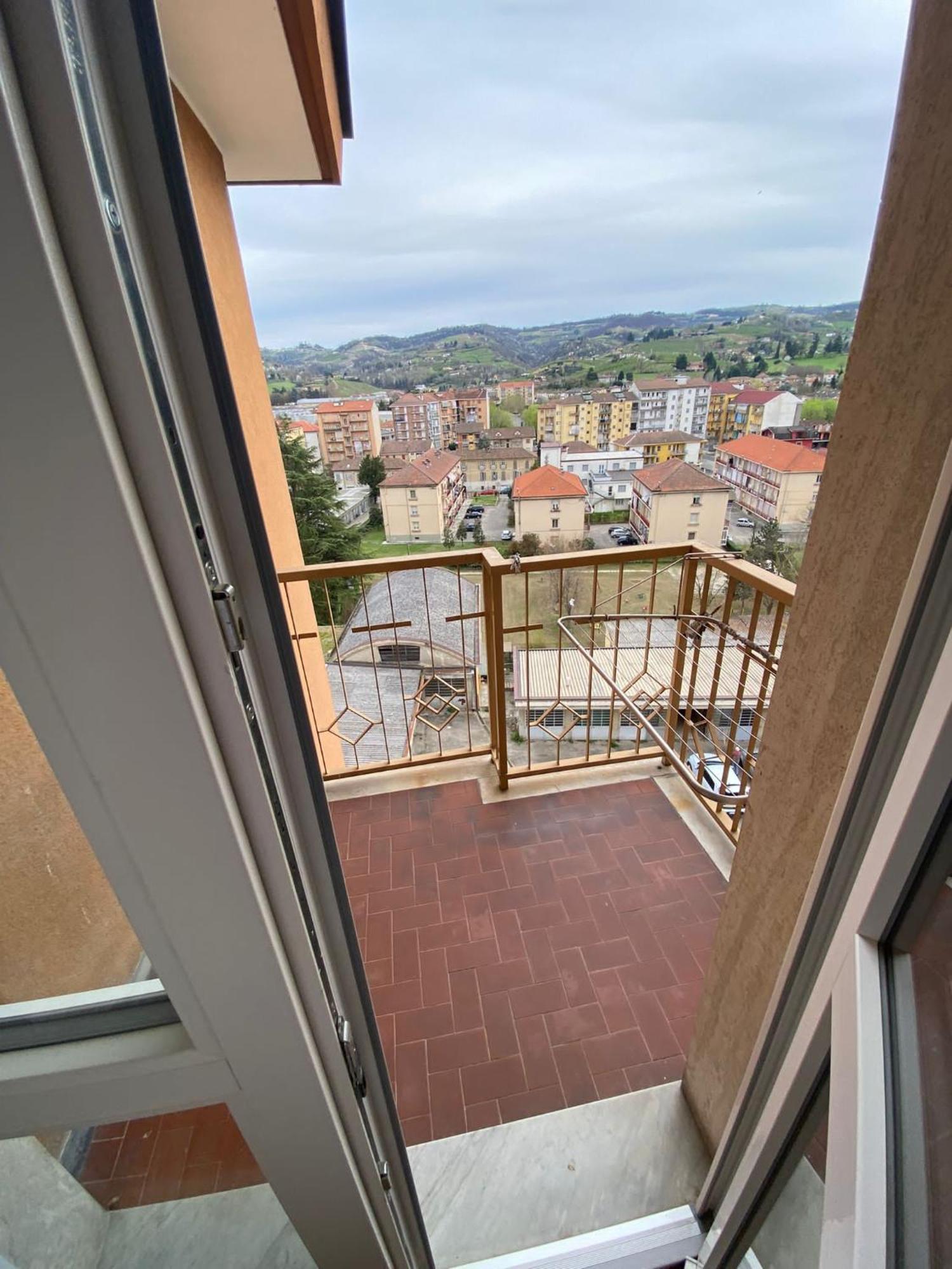 Ferienwohnung Bella Vista Canelli Exterior foto